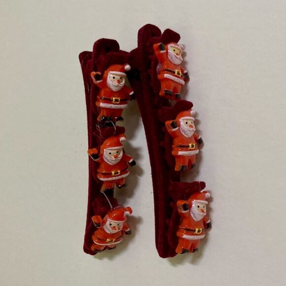 Santa Hair Clips  - Picture 5 of 6